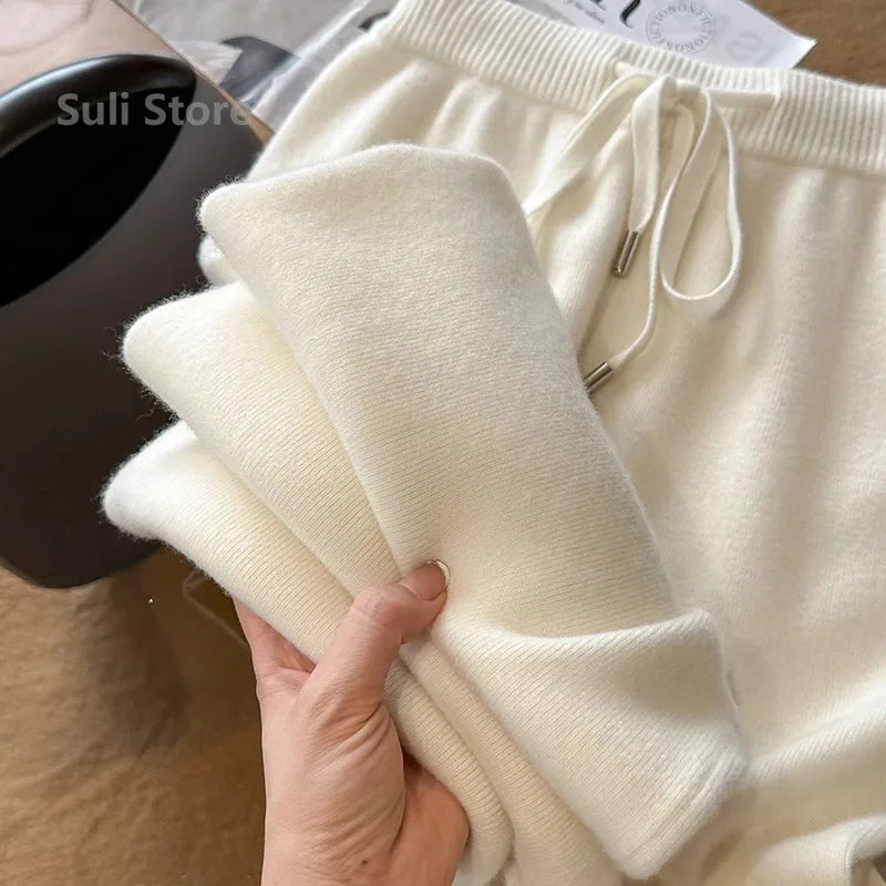 Wide leg knit trousers